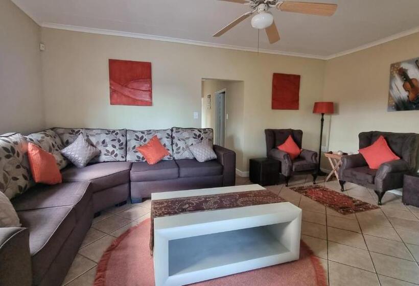 פנסיון Sunrise Serenity Guest House