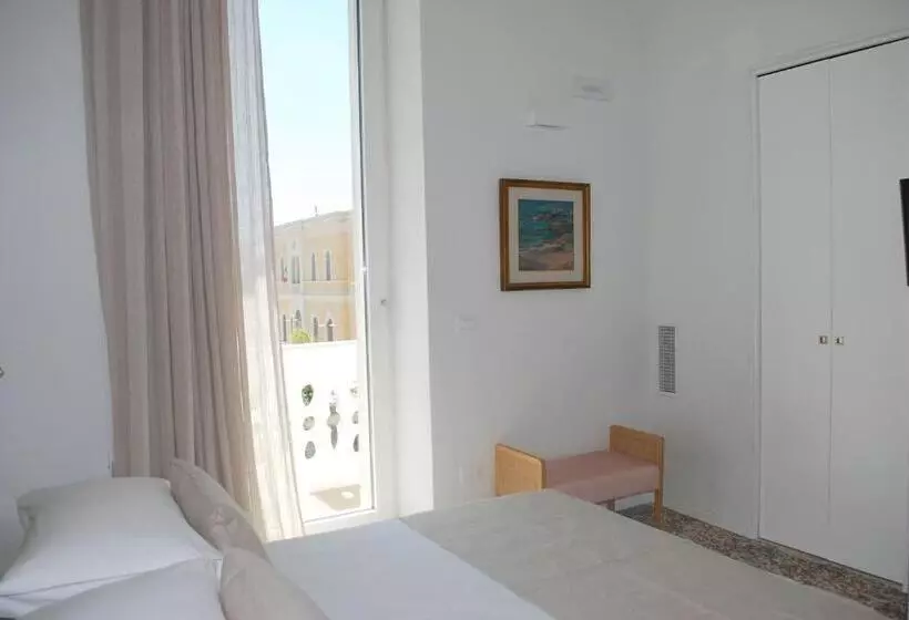 ベッドアンドブレックファースト Palazzo Del Cavaliere