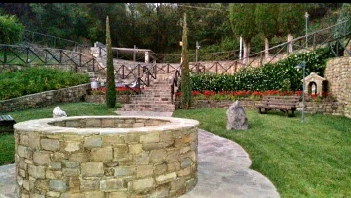 Aamiaismajoitus (B&B) Tenuta Il Giardino Di Eros