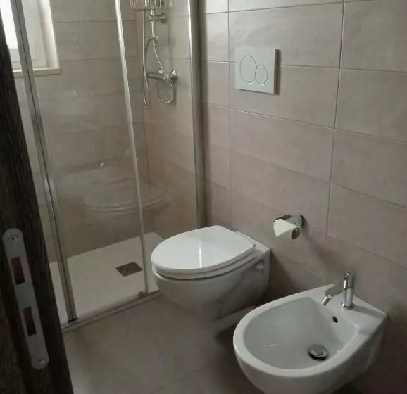 ベッドアンドブレックファースト U Ceccenate