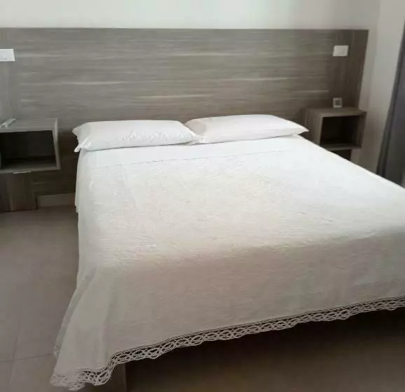 ベッドアンドブレックファースト U Ceccenate