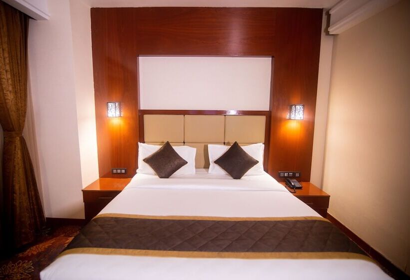 בית מלון כפרי Kingston