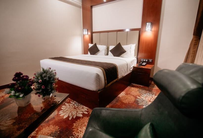 בית מלון כפרי Kingston