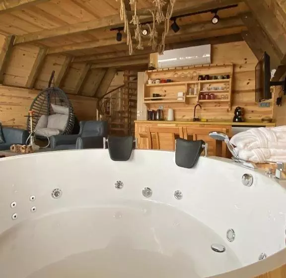 Aamiaismajoitus (B&B) Orca Bungalows