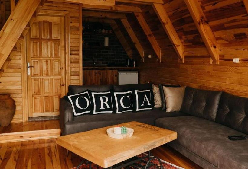 ベッドアンドブレックファースト Orca Bungalows