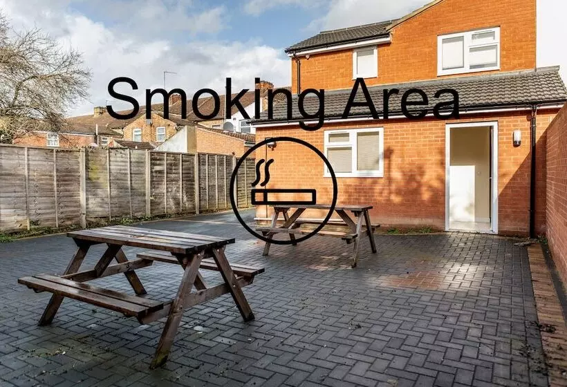 Bedford Hospitalsouth Wing4 Guests3 Bedswifi