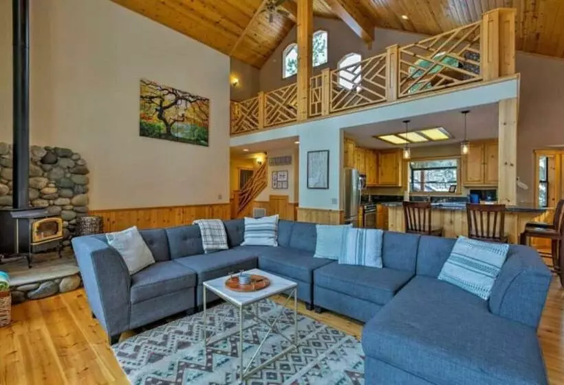 Black Bear By Avantstay Spacious Viking Lodge In Tahoe Donner W Game Room Hot Tub