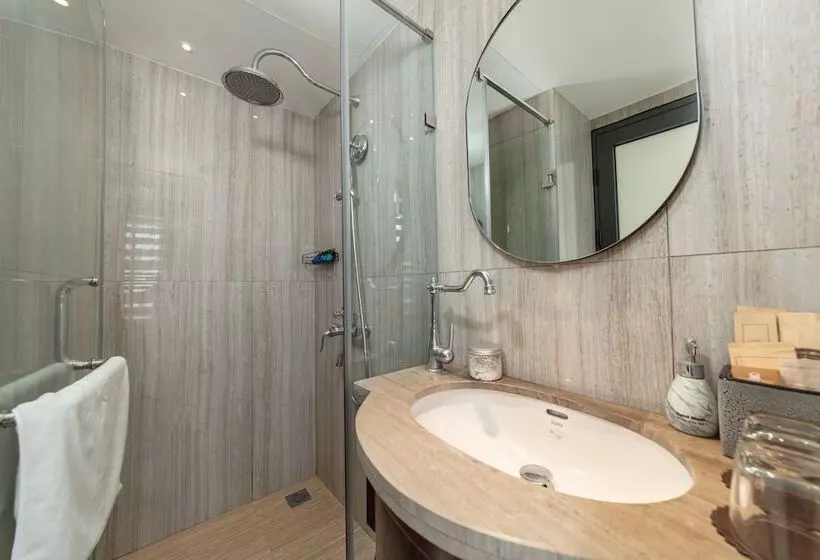 Hanoi Calista Hotel & Spa