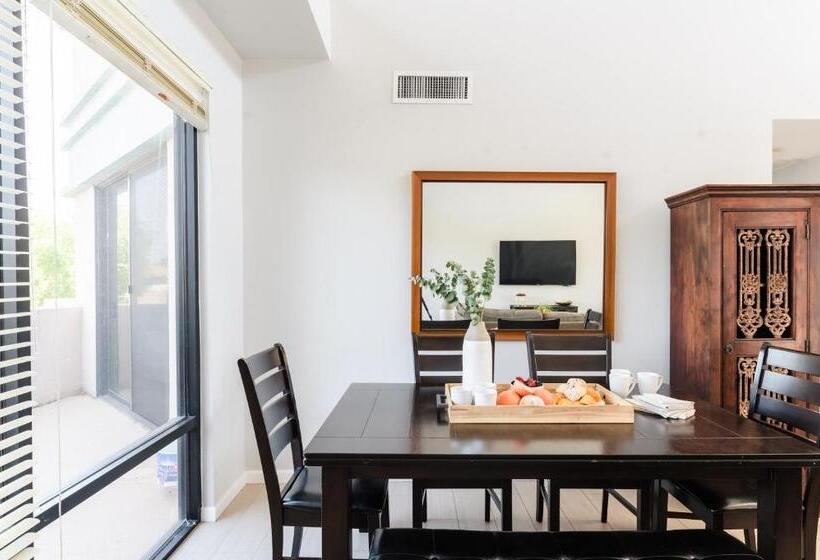 Ivory Buyout By Avantstay Two Home Buyout Near Old Town W Large Patio