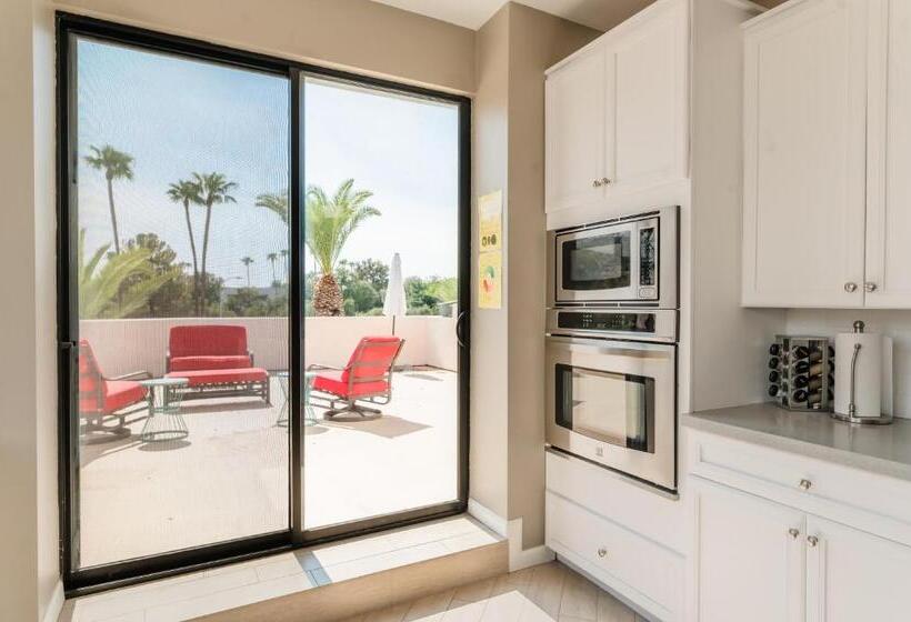 Ivory Buyout By Avantstay Two Home Buyout Near Old Town W Large Patio