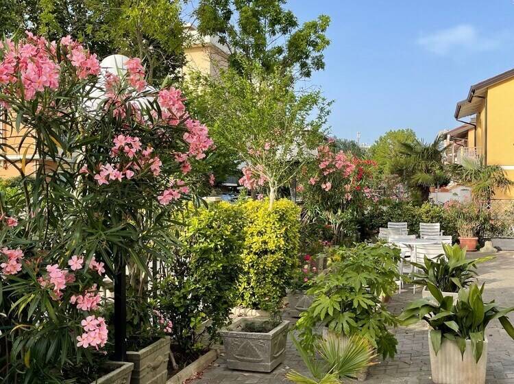 Panzió Room In Lodge Sara 2 Guests Room N 4