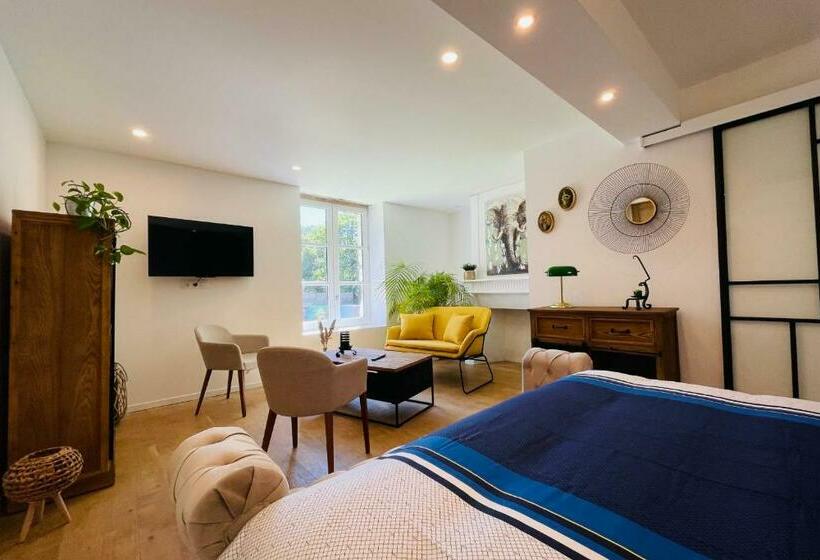 민박 The Balzacienne Room In A Charming Mansion At The Gates Of Tours