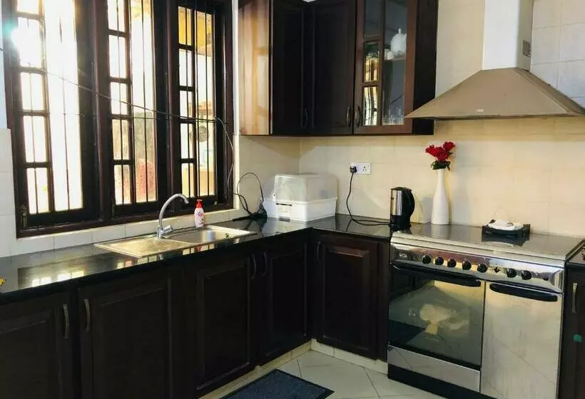 Cinnamon Villa