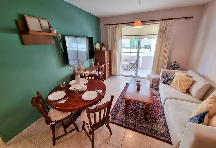 Dock Holiday Apartment