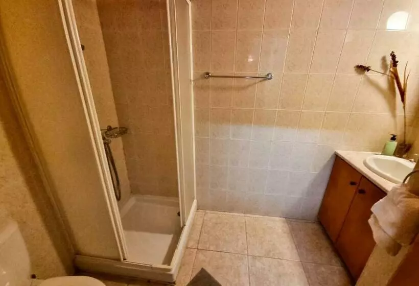 Dock Holiday Apartment