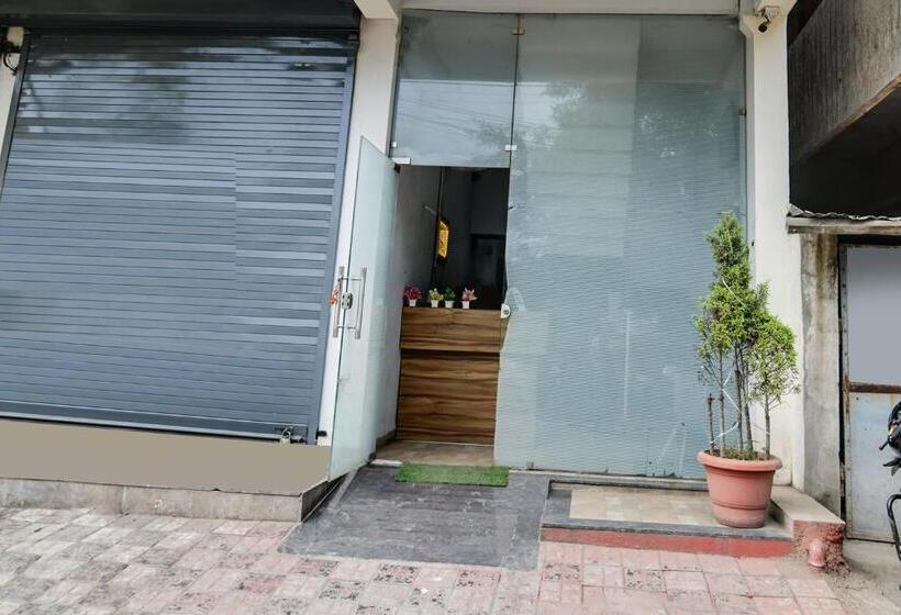 Отель Oyo 91935  Zoyo