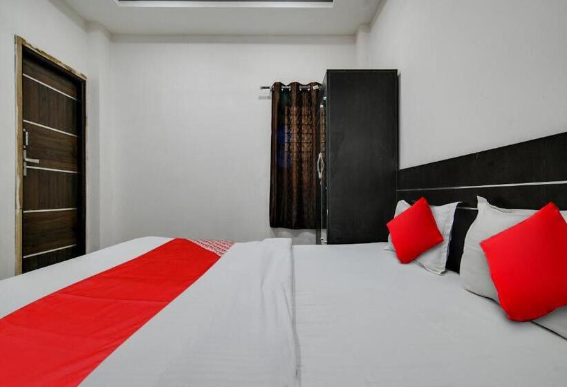 Отель Oyo 91935  Zoyo