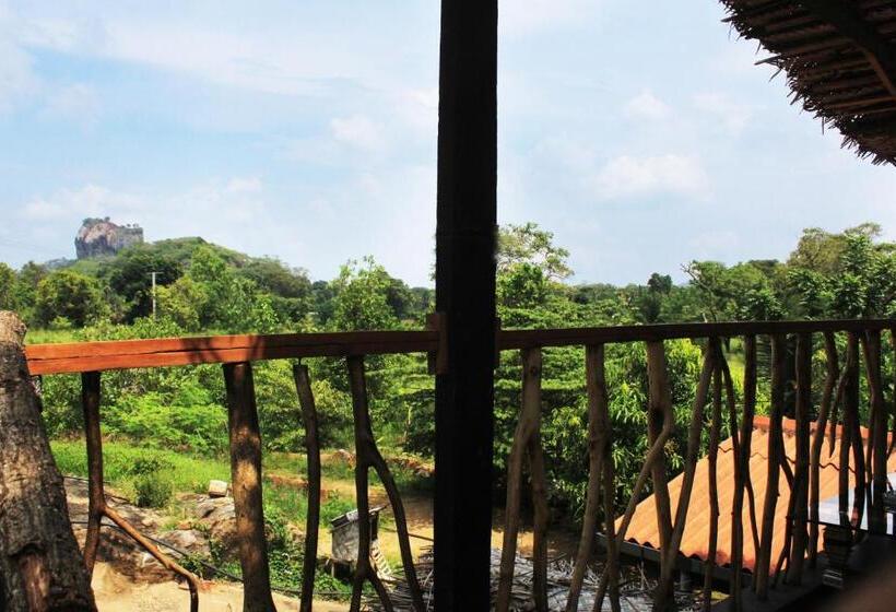 بنسيون Sigiri Gayani Home Stay
