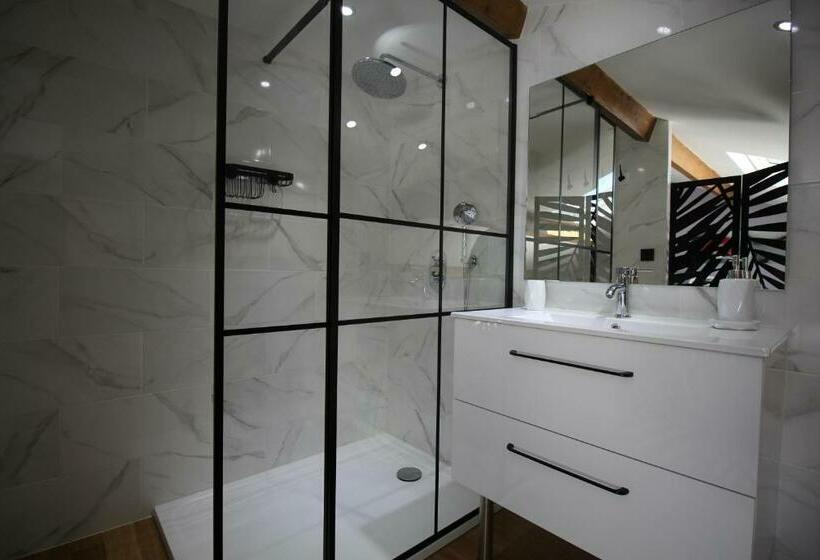 ベッドアンドブレックファースト Au Cœur De La Roque D Anthéron Aux Portes Du Lubéron