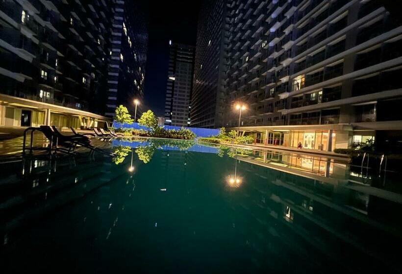 Fame Residences