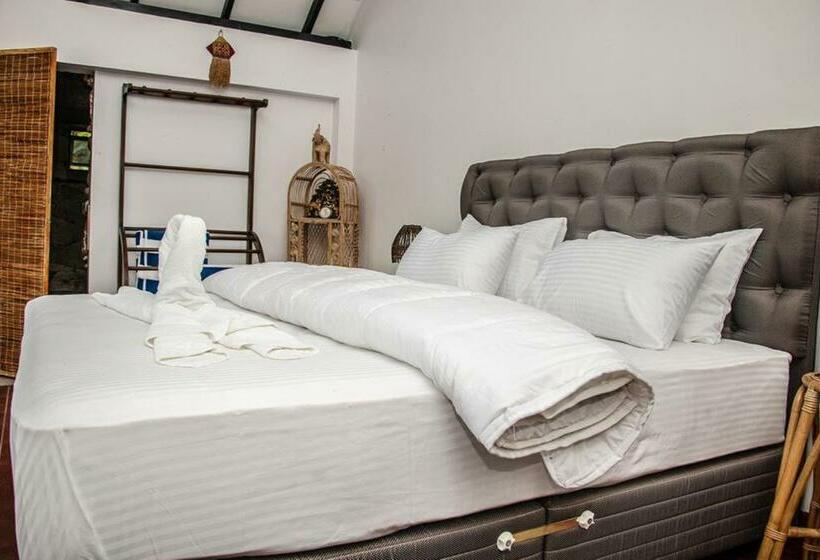 ホテル Awesome Place