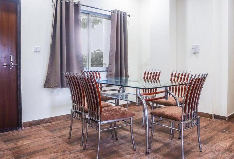 Fabhotel The Villa Ii