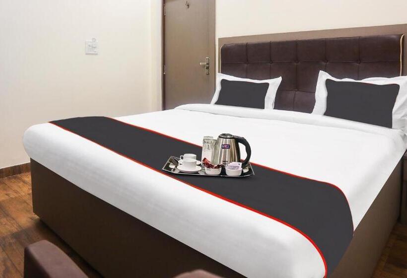 Fabhotel The Villa Ii