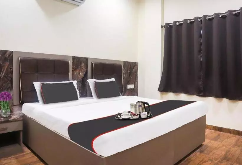 Fabhotel The Villa Ii