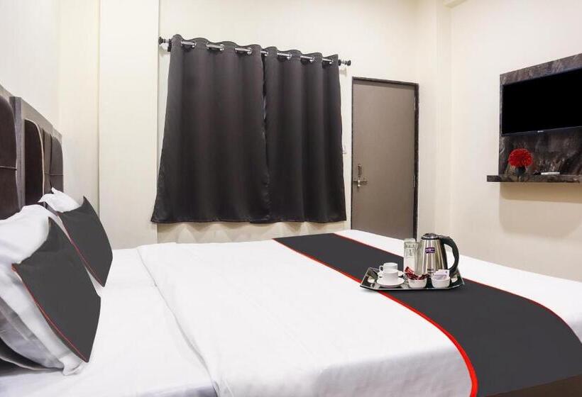 Fabhotel The Villa Ii