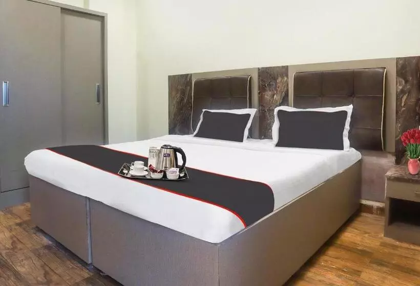 Fabhotel The Villa Ii