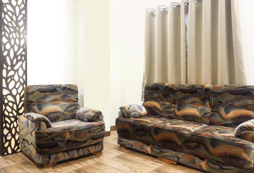 Fabhotel The Villa Ii