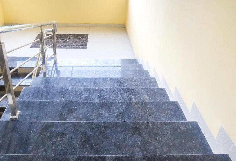 Fabhotel The Villa Ii