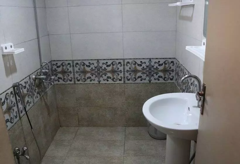 هتل Rysons Continental