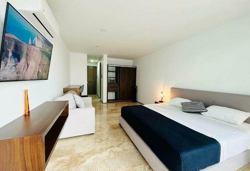 Chez Alam At Midtown 2