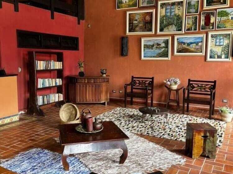 פנסיון Casa 1915 Pousada