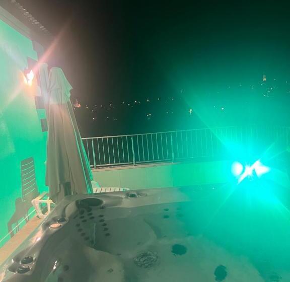 پانسیون Casa 5ive