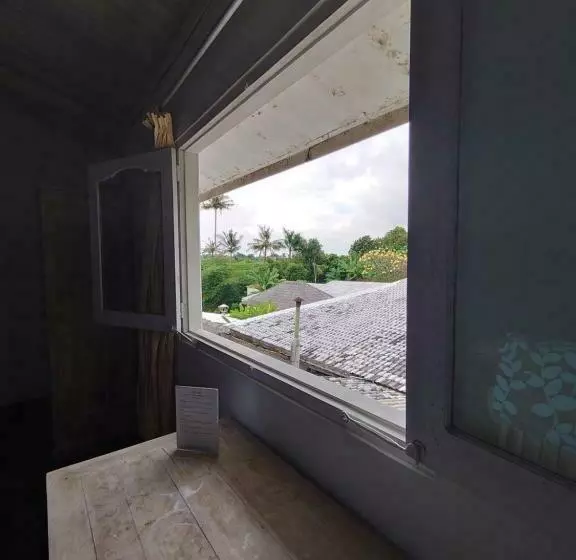 ペンション Room In A Nice Villa With Big Swimming Pool