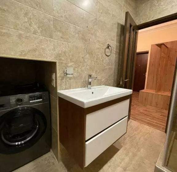 پانسیون Vardanants Apt