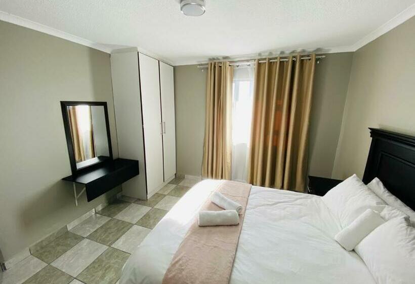 פנסיון Xaba Guest Lodge