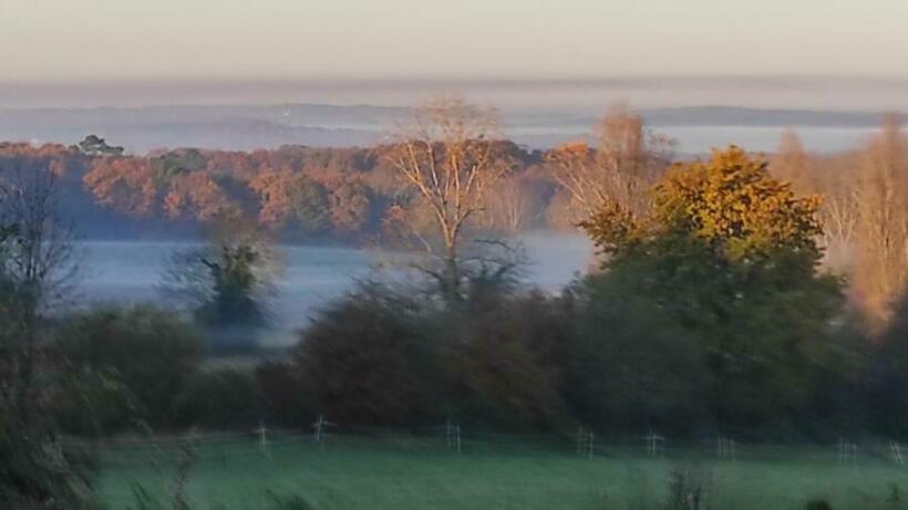 مبيت وإفطار Logis Du Poirier