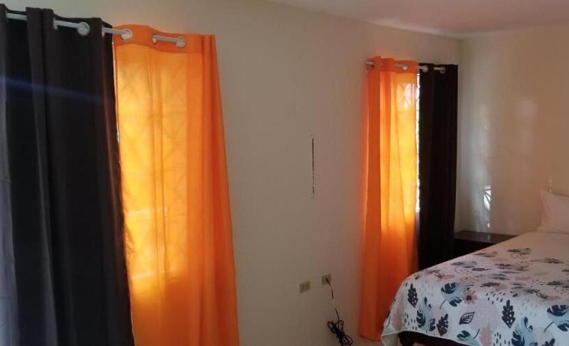 Chateau De Suites At White River