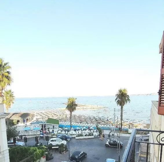 Gemma Del Mare