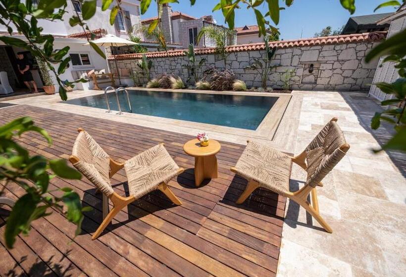 فندق Caliza Alaçatı