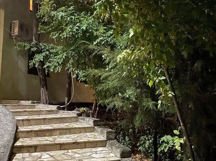 Hotel Forest Hills Yerevan