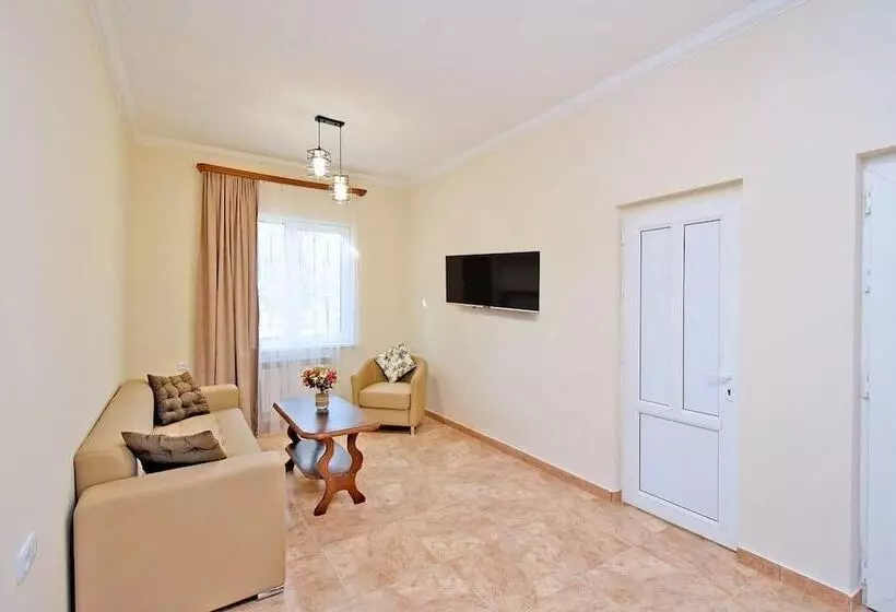 Hotel Forest Hills Yerevan