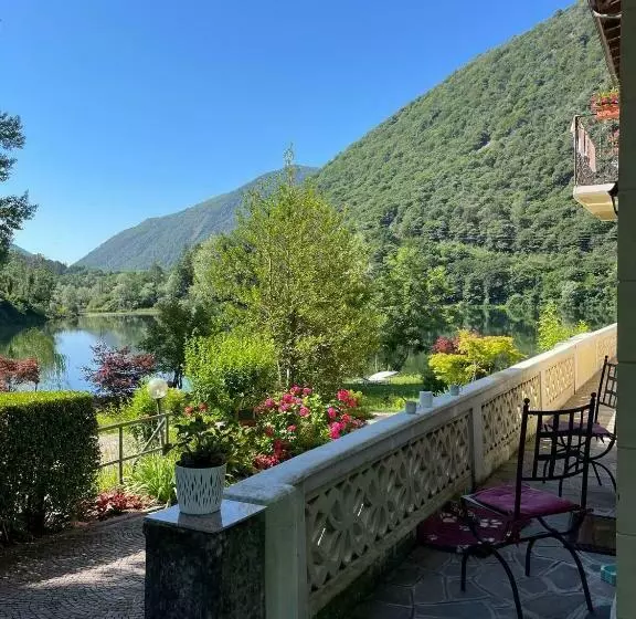 L’angolino Di Magda: On The Lake Private Beach!