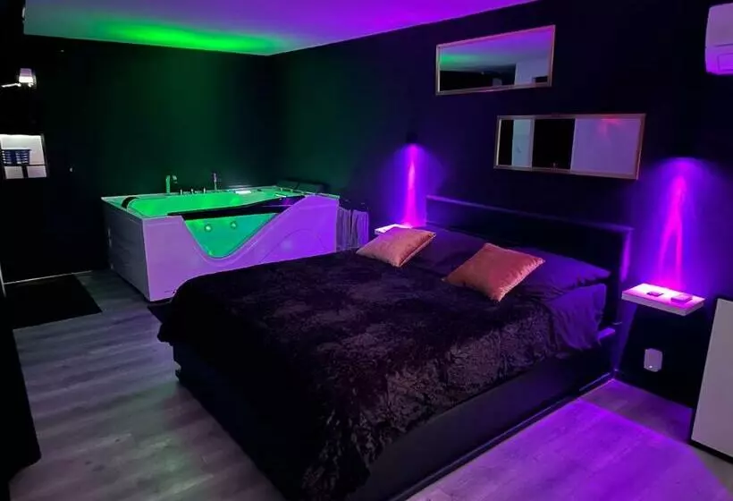 ペンション Love Room Du Pavillon Gite Indépendant Avec Spa à 50 Min De Lyon Dans Le Beaujolais