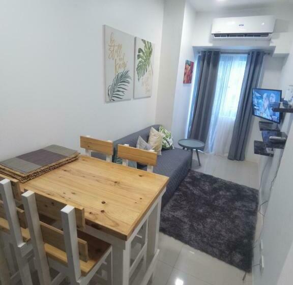 پانسیون Lovelyfame1real