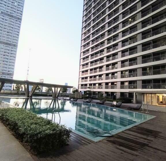 پانسیون Lovelyfame1real