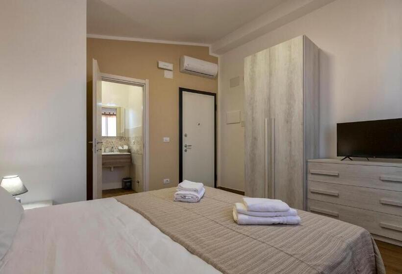 پانسیون Vico Rooms